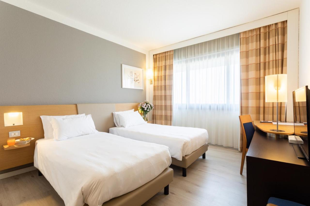 Living Place Hotel Villanova Di Castenaso Exterior photo
